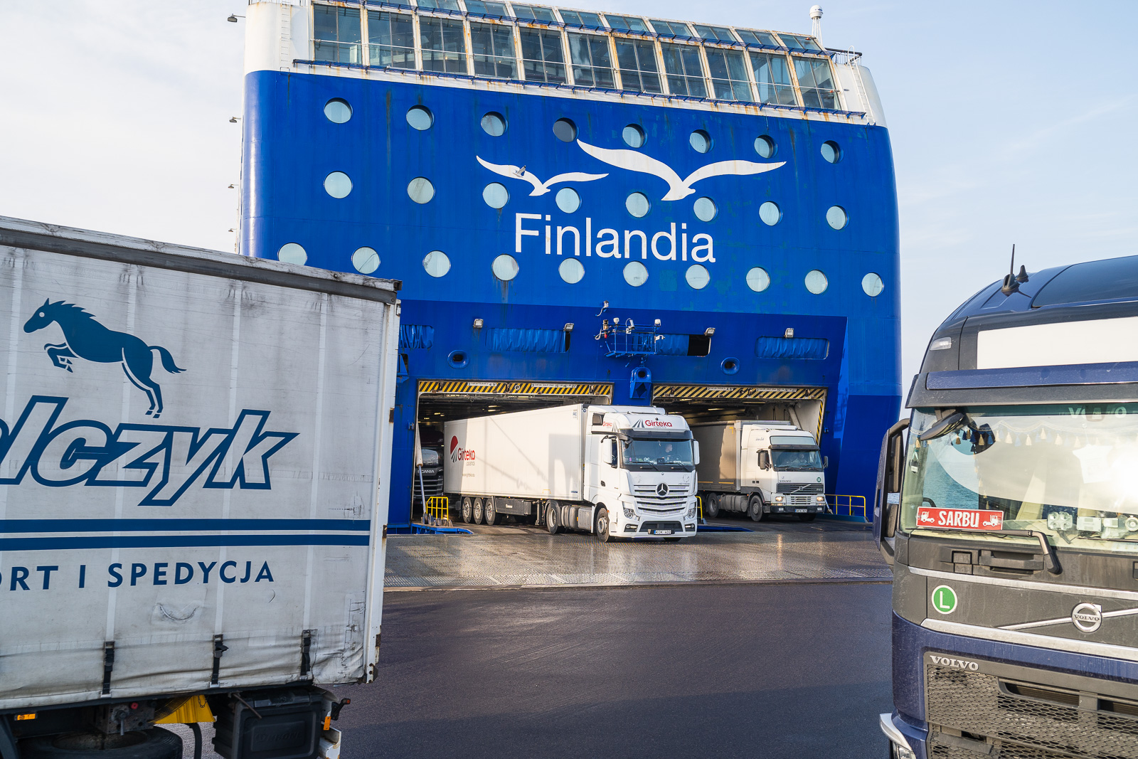 MS Finlandia jätkab kaubaveoteenuste pakkumist Tallinn-Helsingi liinil 